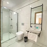 Hotel Aristo 2 Butik *