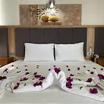Hotel Aristo 2 Butik *