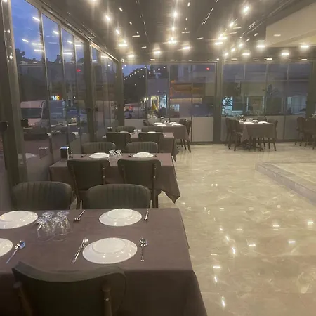 Hotel Aristo 2 Butik *